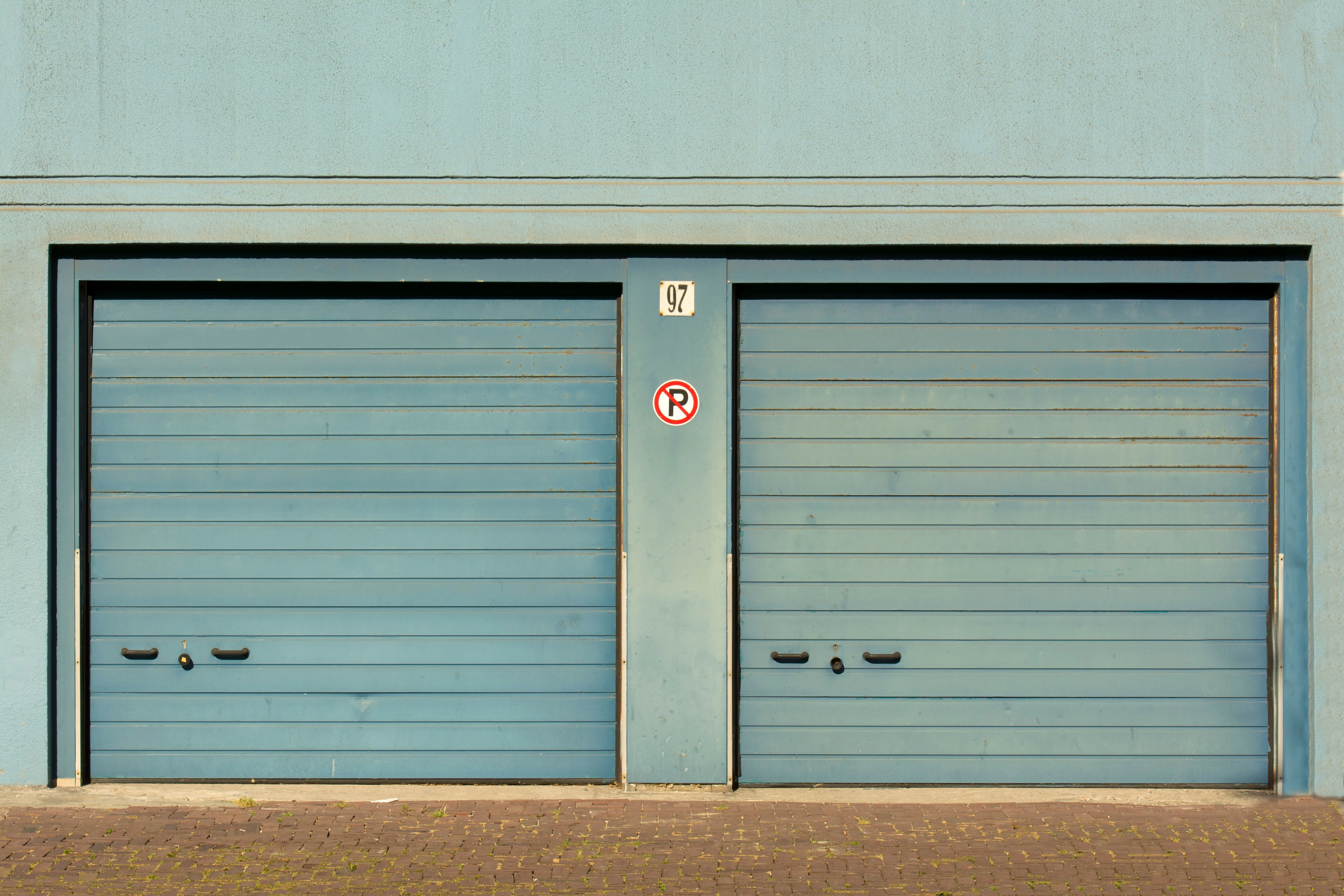 Residential garage door in Encinitas